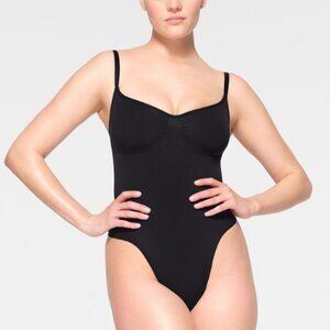 Skims Seamless Sculpt Thong Bodysuit